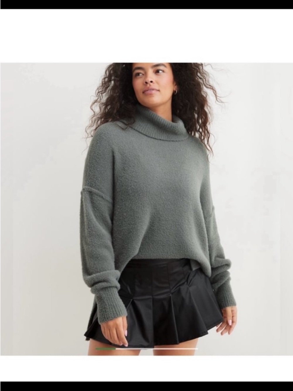 Aerie Buttercream Turtleneck Oversized Plush Knit Sweater – Sage Womens XS